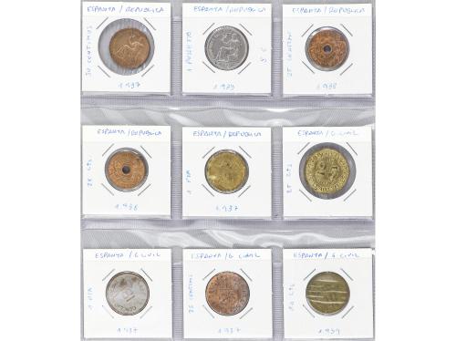 LOTES y COLECCIONES. Lote 80 monedas. 1709 a 1997. En albúm.