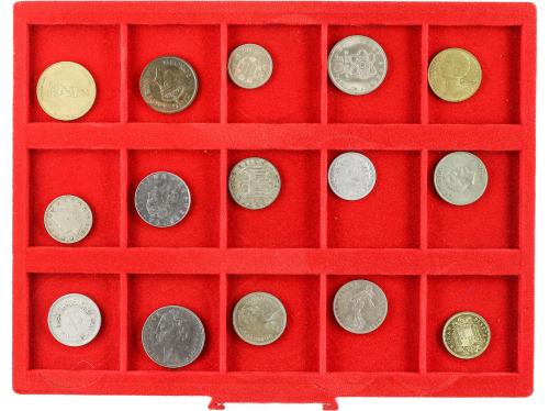 LOTES Y COLECCIONES EXTRANJERO. Lote alrededor 900 monedas. 