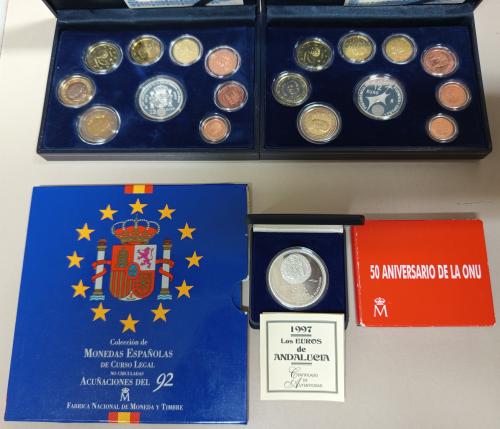 JUAN CARLOS I. Lote 13 estuches o presentaciones originales 