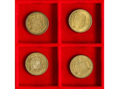 ESTADO ESPAÑOL. Lote 4 monedas 2,50 Pesetas. 1953 (*19-54, 5