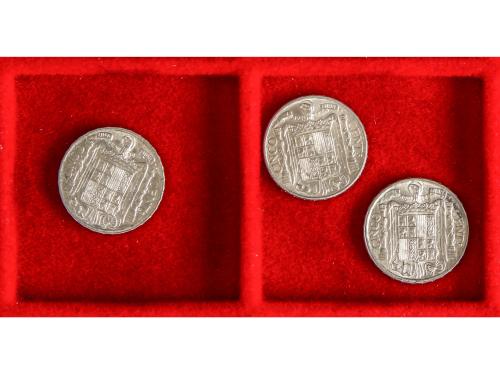 ESTADO ESPAÑOL. Lote 3 monedas 50 Céntimos. 1953. SC. 