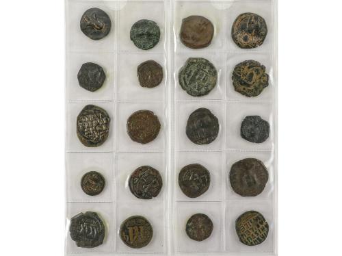 MONEDAS BIZANTINAS. Lote 20 cobres. A EXAMINAR. MBC- a MBC. 