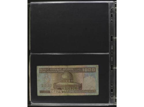 BILLETES EXTRANJEROS. Lote alrededor 120 billetes. S.XX. Col
