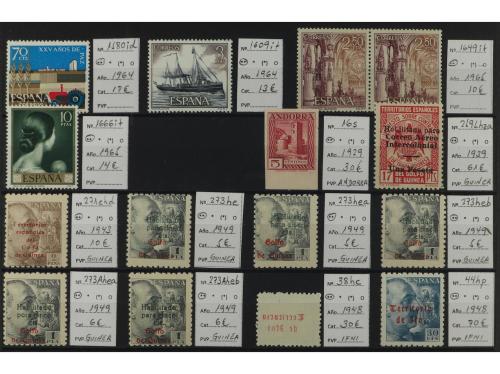 ** ESPAÑA. VARIEDADES. 1922-1965. 5 Fichas grandes contenien