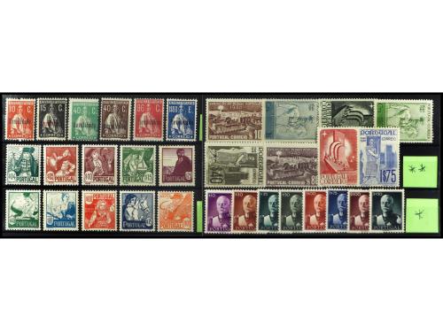 **/* PORTUGAL. 1923-1955. Lote de 10 series completas difere