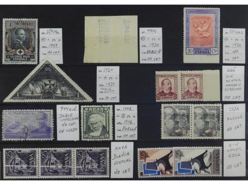 **/* ESPAÑA. VARIEDADES. 1922-1965. Conjunto de sellos con d