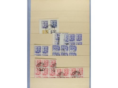 ESPAÑA. CONJUNTO en clasificador con stock de sellos de dist