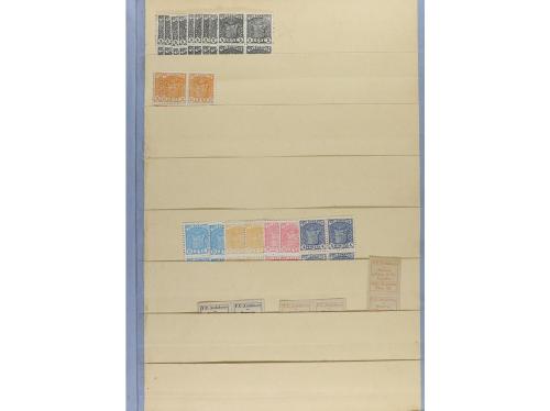 ESPAÑA. CONJUNTO en clasificador con stock de sellos de dist