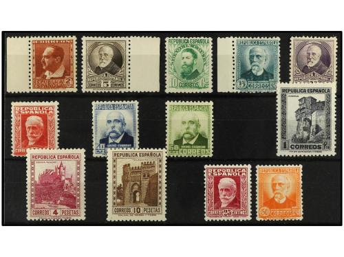 ** ESPAÑA. Ed. 662/75. SERIE COMPLETA, 13 valores. Bien cent