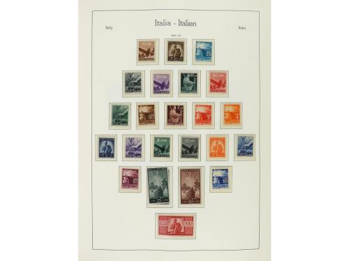 LOTES y COLECCIONES. ITALIA. Colección montada en 2 álbumes 