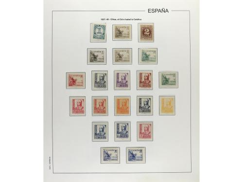 LOTES y COLECCIONES. COLECCIÓN en 2 álbumes de 1930 a 1949 c