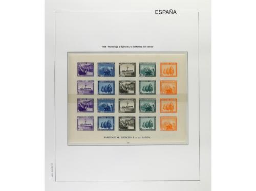 LOTES y COLECCIONES. COLECCIÓN en 2 álbumes de 1930 a 1949 c