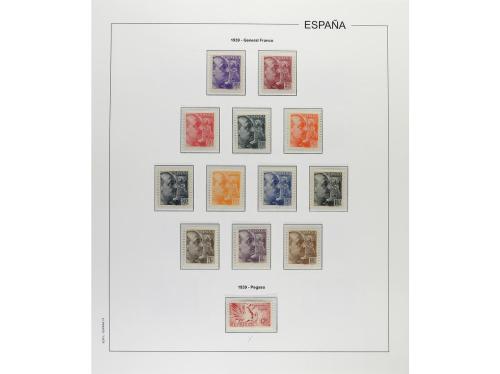 LOTES y COLECCIONES. COLECCIÓN en 2 álbumes de 1930 a 1949 c