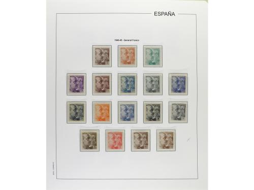 LOTES y COLECCIONES. COLECCIÓN en 2 álbumes de 1930 a 1949 c