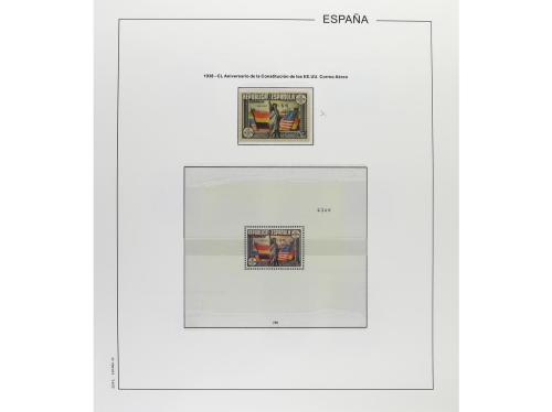 LOTES y COLECCIONES. COLECCIÓN en 2 álbumes de 1930 a 1949 c