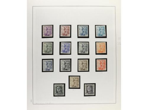 LOTES y COLECCIONES. TEMA FRANCO. Colección en álbum conteni