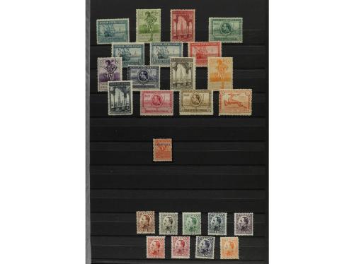 LOTES y COLECCIONES. ESPAÑA. Conjunto en clasificador formad