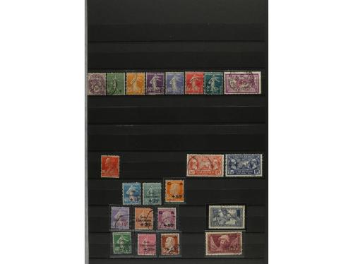 LOTES y COLECCIONES. FRANCIA. Magnífica colección en 2 clasi