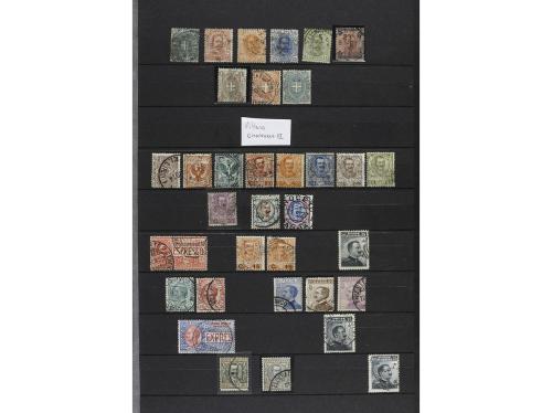 LOTES y COLECCIONES. ITALIA. Colección en 2 clasificadores d