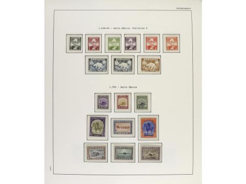 LOTES y COLECCIONES. GROENLANDIA. Colección en 2 álbumes y 1