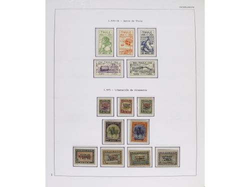 LOTES y COLECCIONES. GROENLANDIA. Colección en 2 álbumes y 1