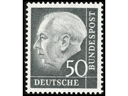 Lot 2193