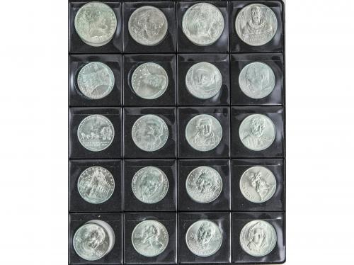 CHECOSLOVAQUIA. Lote 88 monedas 10 a 500 Korun. S.XX. AR. Pe